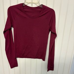 Lululemon - Women's Long Sleeve Crewneck Top - Burgundy